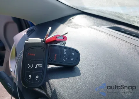 2018 Jeep Cherokee Limited 4X4 z USA, uszkodzony, nr VIN 1C4PJMDX6JD560416